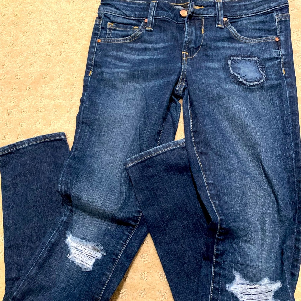 Bebe Camilla low rise skinny jeans (size 25)